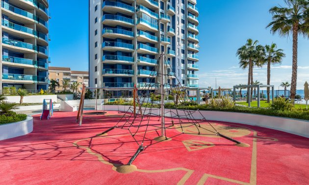 Resale - Apartment / flat -
Orihuela Costa - Punta Prima