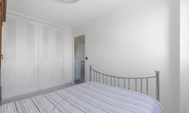 Resale - Apartment / flat -
Torrevieja - La Mata