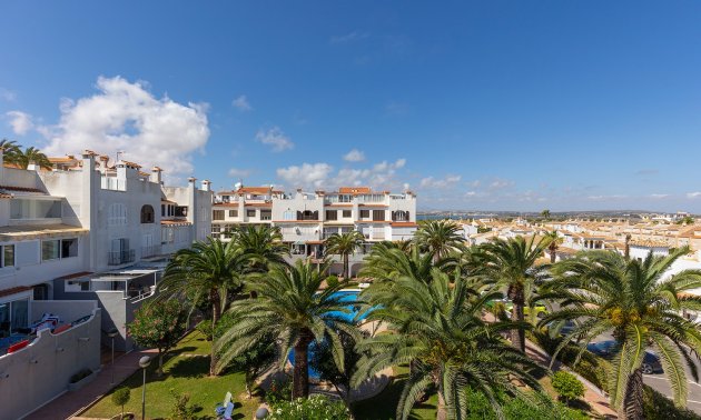 Resale - Apartment / flat -
Torrevieja - La Mata
