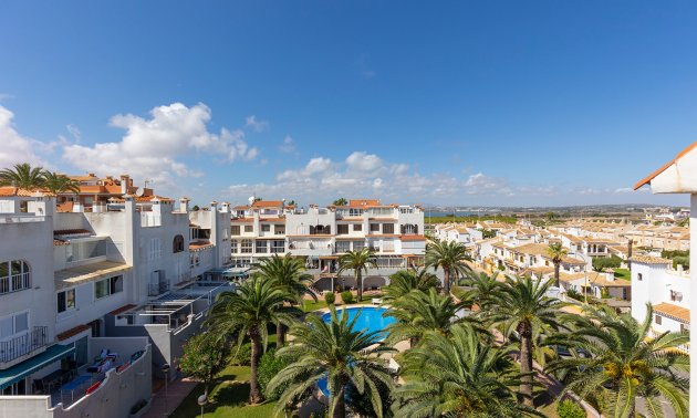 Resale - Apartment / flat -
Torrevieja - La Mata