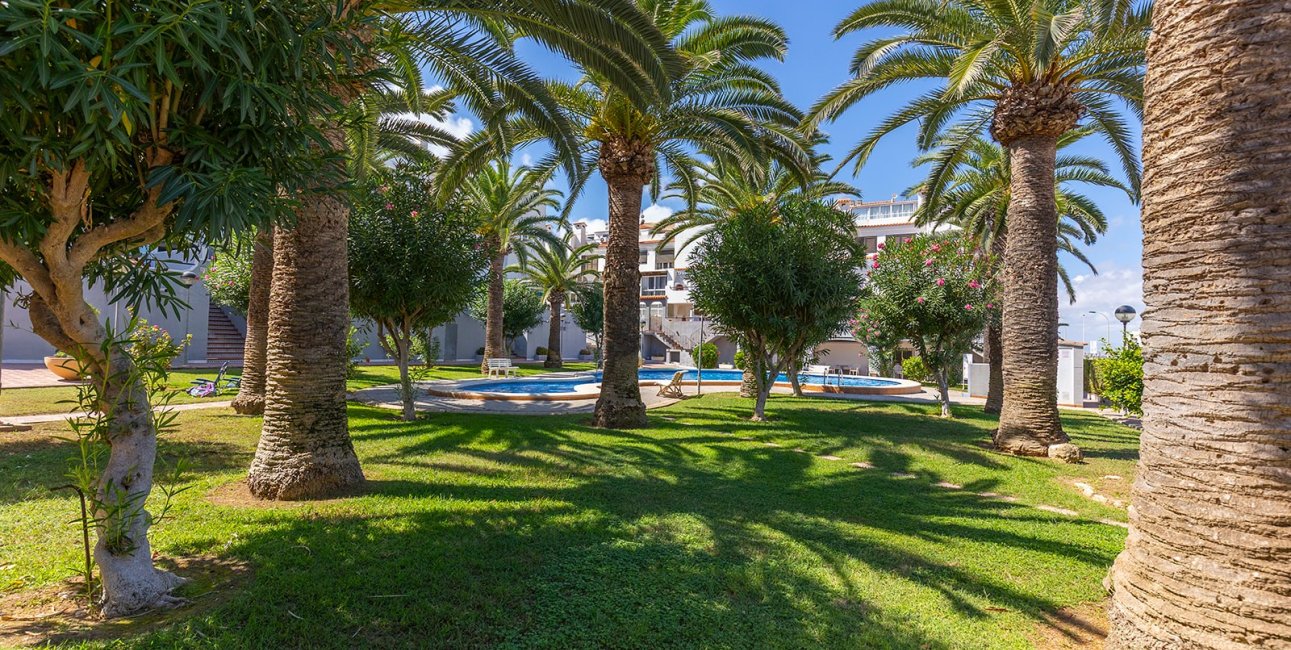 Resale - Apartment / flat -
Torrevieja - La Mata