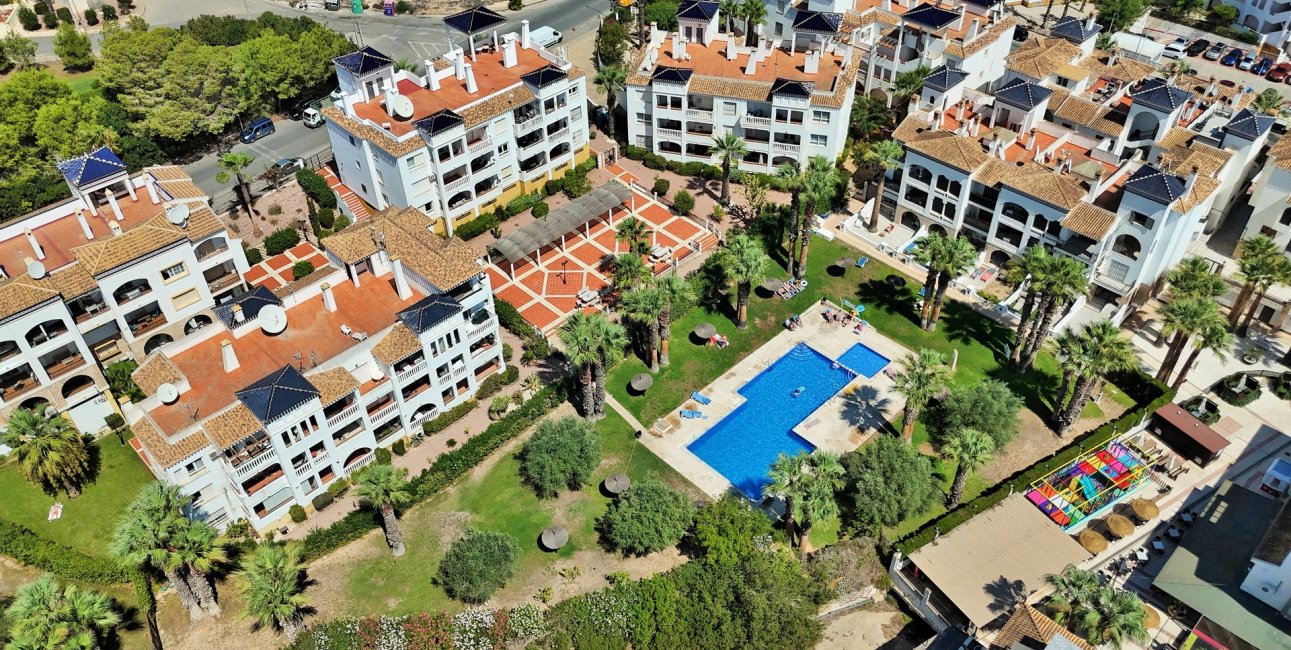Resale - Apartment / flat -
Orihuela Costa - Villamartín