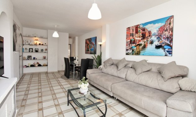 Resale - Apartment / flat -
Orihuela Costa - Villamartín