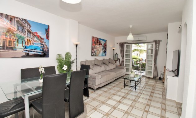 Resale - Apartment / flat -
Orihuela Costa - Villamartín