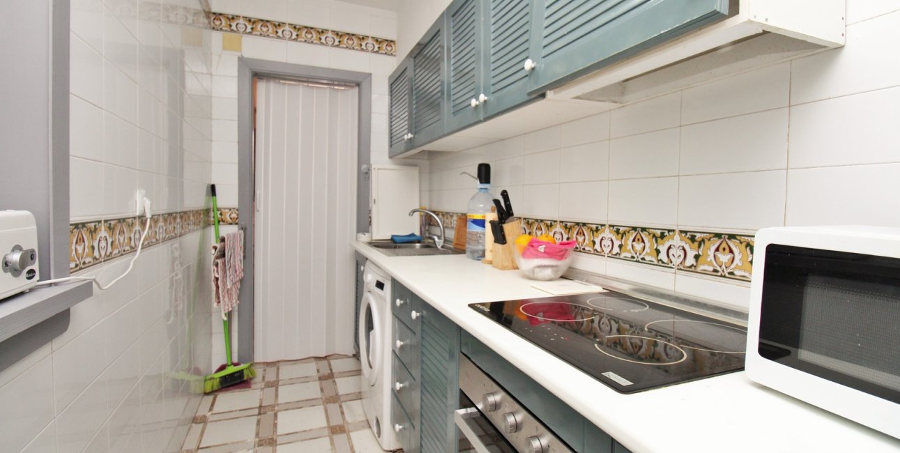 Resale - Apartment / flat -
Orihuela Costa - Villamartín