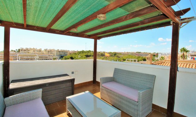 Resale - Villa -
Orihuela Costa - Villamartín