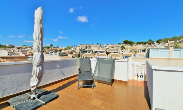 Resale - Villa -
Orihuela Costa - Villamartín