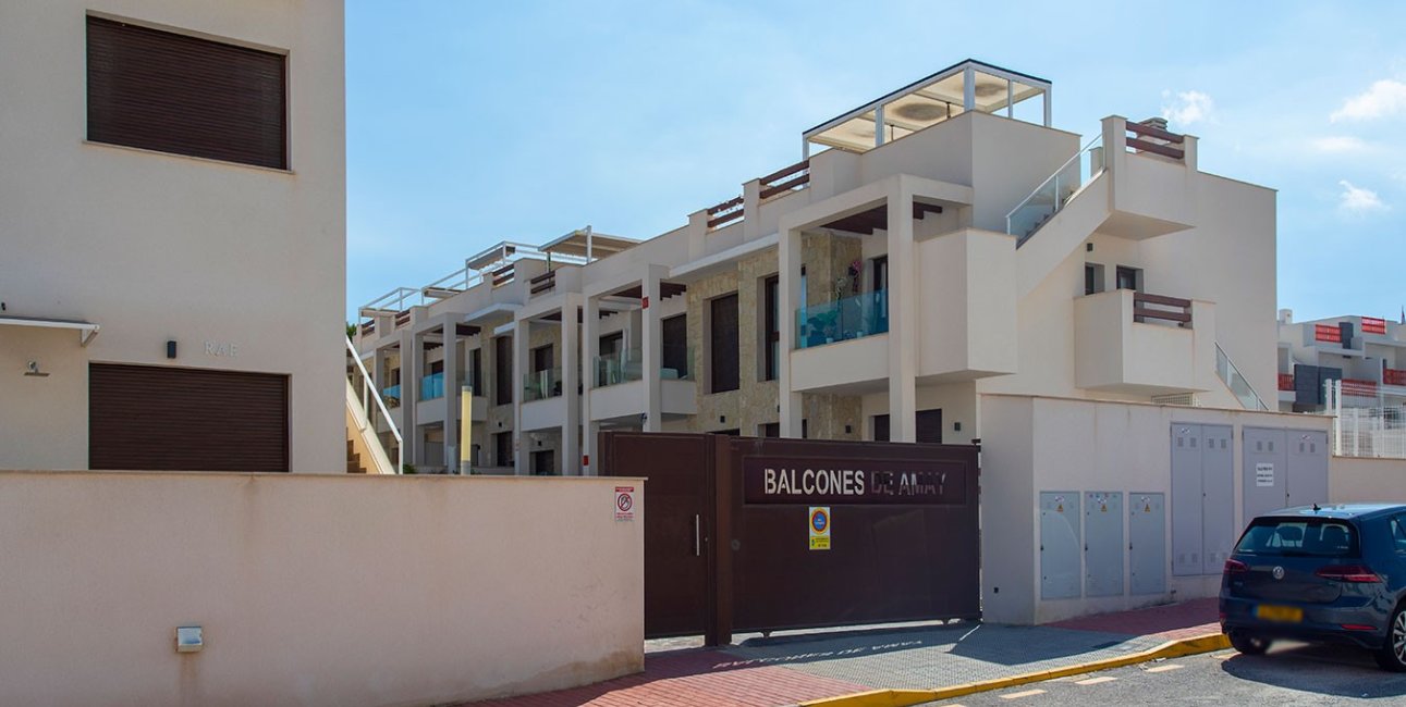 Resale - Apartment / flat -
Torrevieja