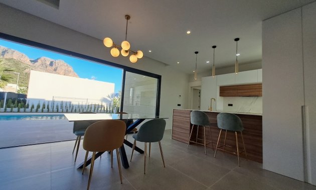 Resale - Villa -
Polop - Urbanizaciones