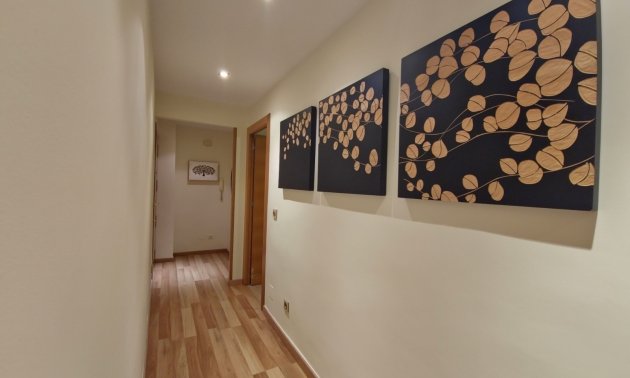 Resale - Apartment / flat -
Torrevieja - Playa del Cura