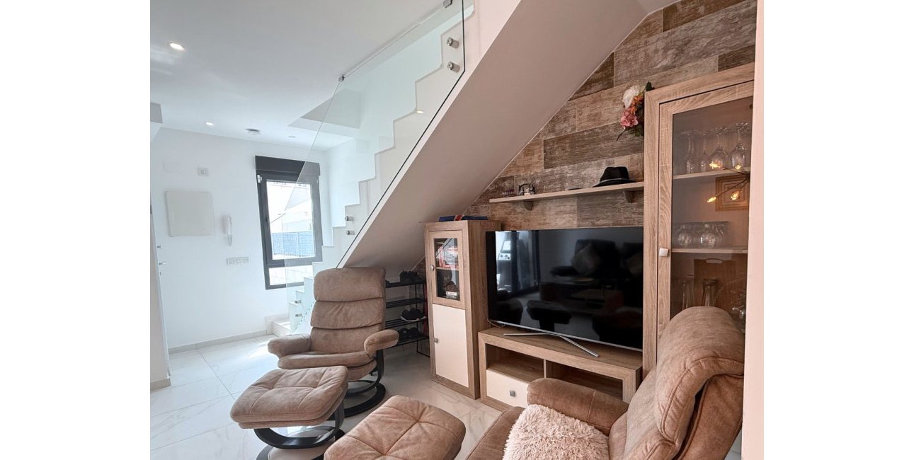 Resale - Townhouse -
Orihuela Costa - Playa Flamenca