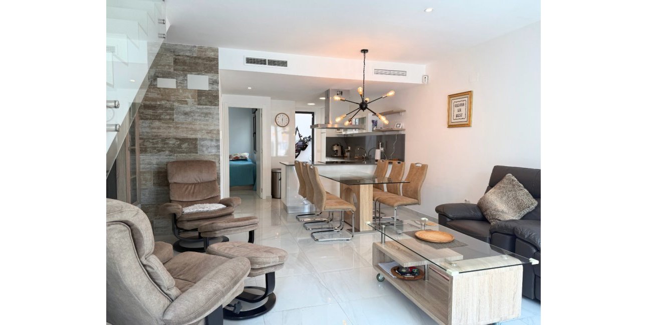 Resale - Townhouse -
Orihuela Costa - Playa Flamenca