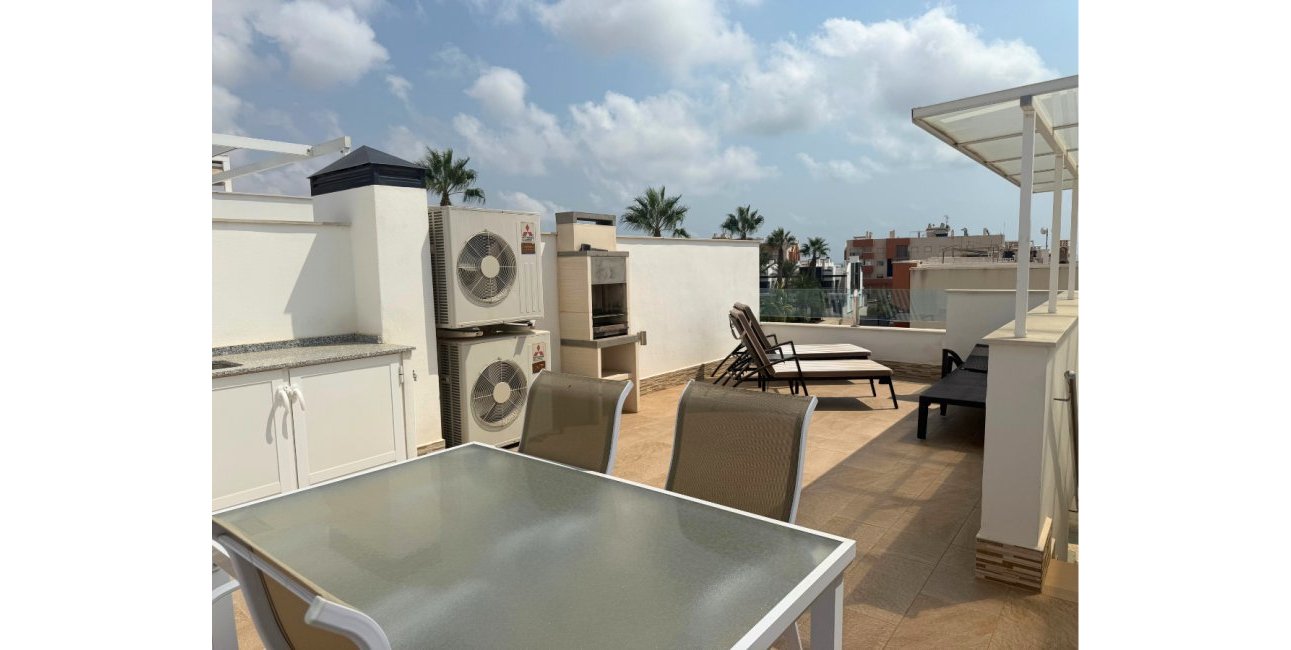 Resale - Townhouse -
Orihuela Costa - Playa Flamenca