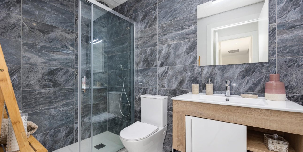 Obra nueva - Apartamento / piso -
San Miguel de Salinas - Pueblo