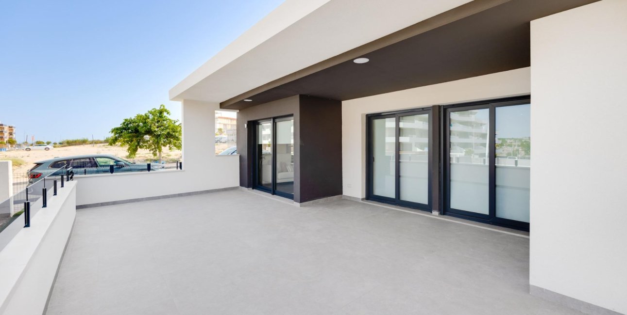 Obra nueva - Apartamento / piso -
San Miguel de Salinas - Pueblo