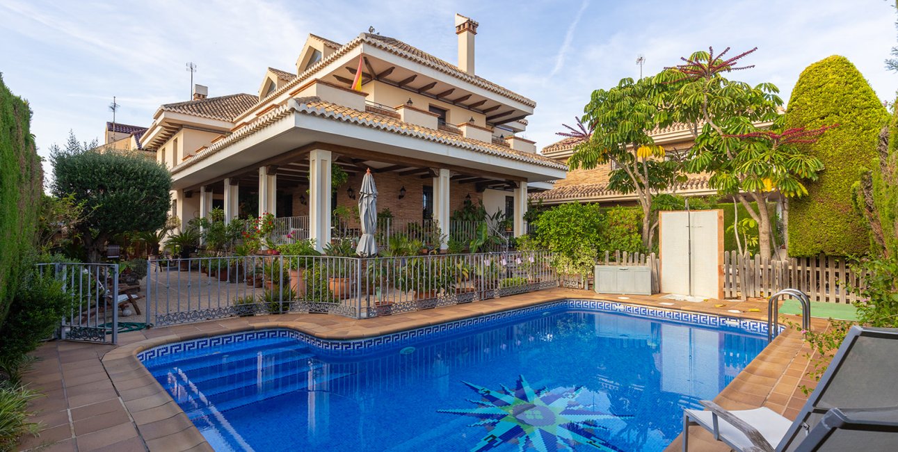 Resale - Villa -
Torrevieja - La Veleta