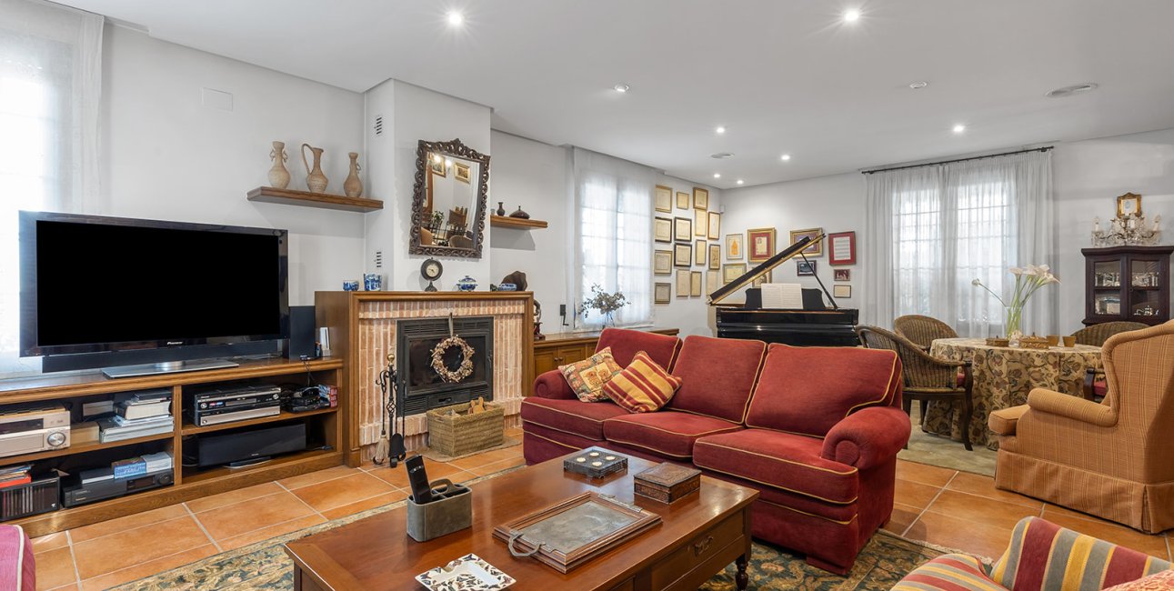 Resale - Villa -
Torrevieja - La Veleta