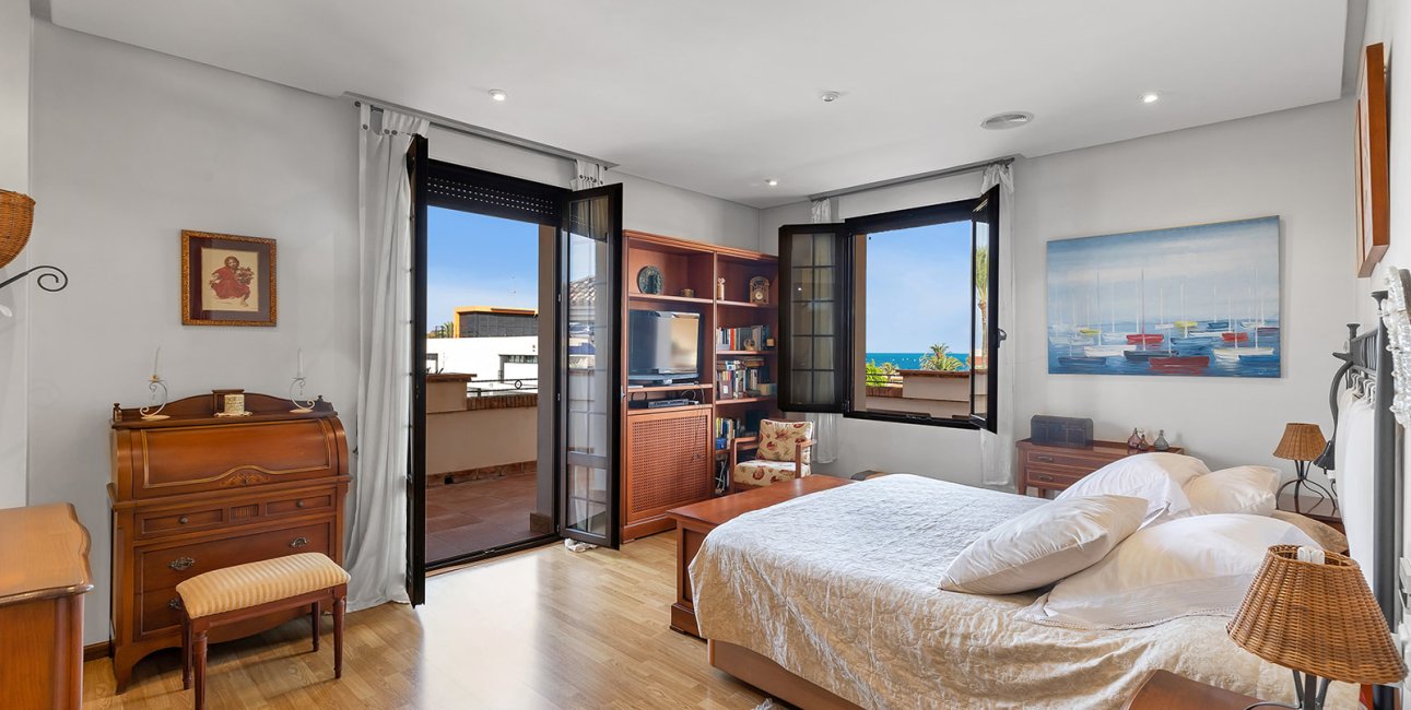 Resale - Villa -
Torrevieja - La Veleta