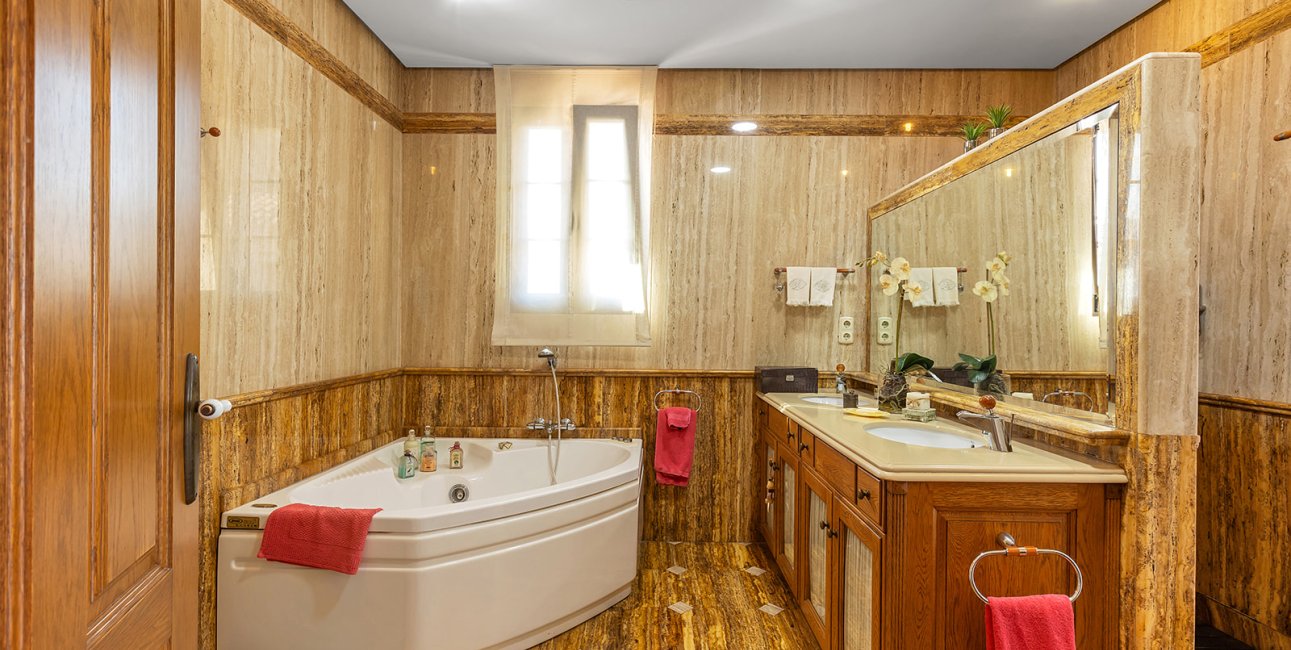 Resale - Villa -
Torrevieja - La Veleta