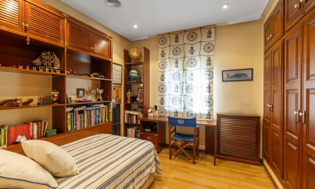 Resale - Villa -
Torrevieja - La Veleta