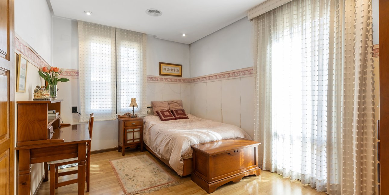 Resale - Villa -
Torrevieja - La Veleta