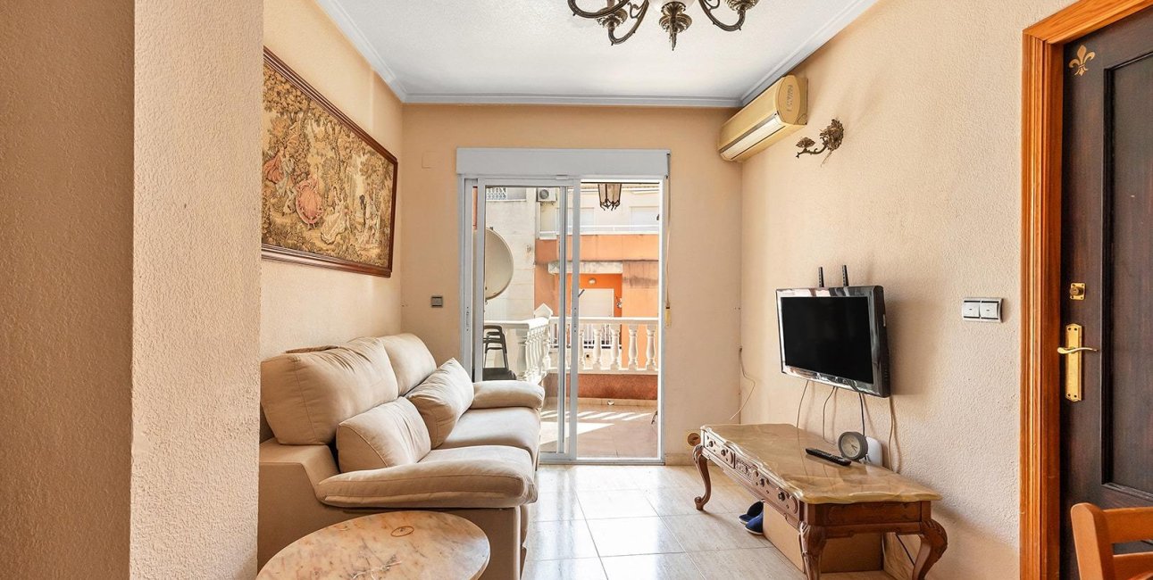 Resale - Apartment / flat -
Torrevieja - Estacion de autobuses