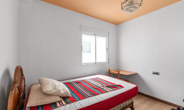 Resale - Apartment / flat -
Torrevieja - Estacion de autobuses