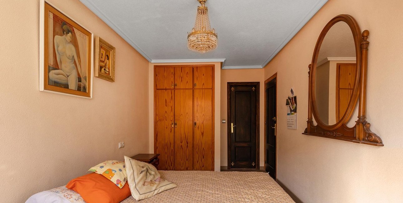 Resale - Apartment / flat -
Torrevieja - Estacion de autobuses
