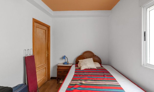 Resale - Apartment / flat -
Torrevieja - Estacion de autobuses