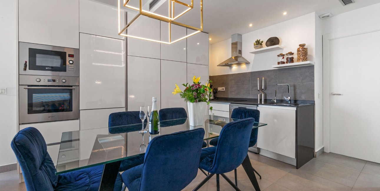 Resale - Villa -
Orihuela Costa - Villamartin