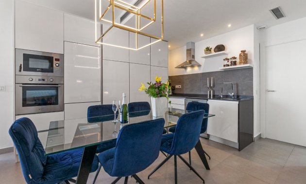 Resale - Villa -
Orihuela Costa - Villamartin