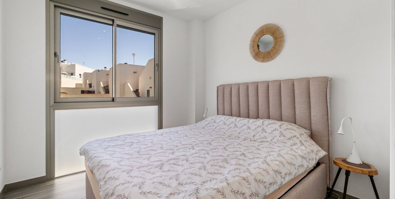 Resale - Villa -
Orihuela Costa - Villamartin