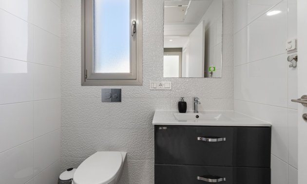 Resale - Villa -
Orihuela Costa - Villamartin