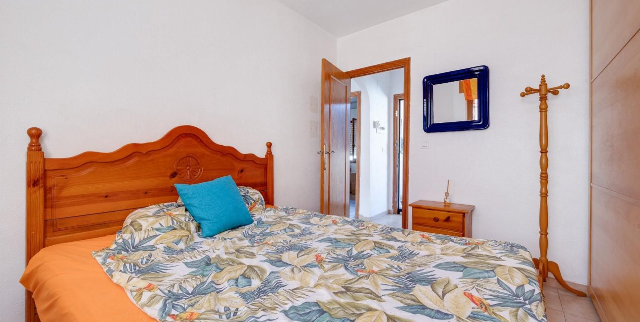 Rynek wtórny - Bungalow -
Torrevieja - La Veleta