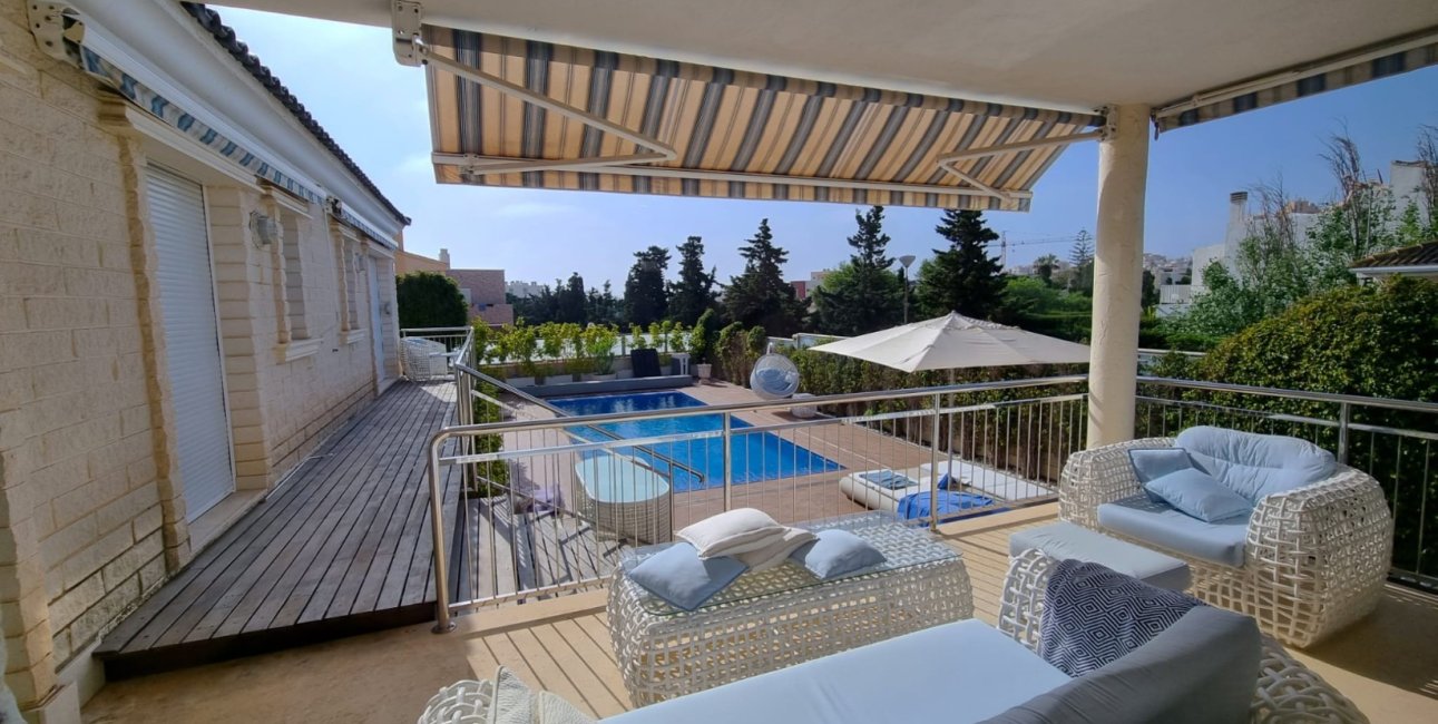 Reventa - Villa -
Torrevieja - La Mata - Town