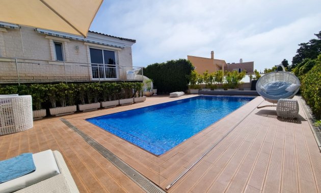 Reventa - Villa -
Torrevieja - La Mata - Town