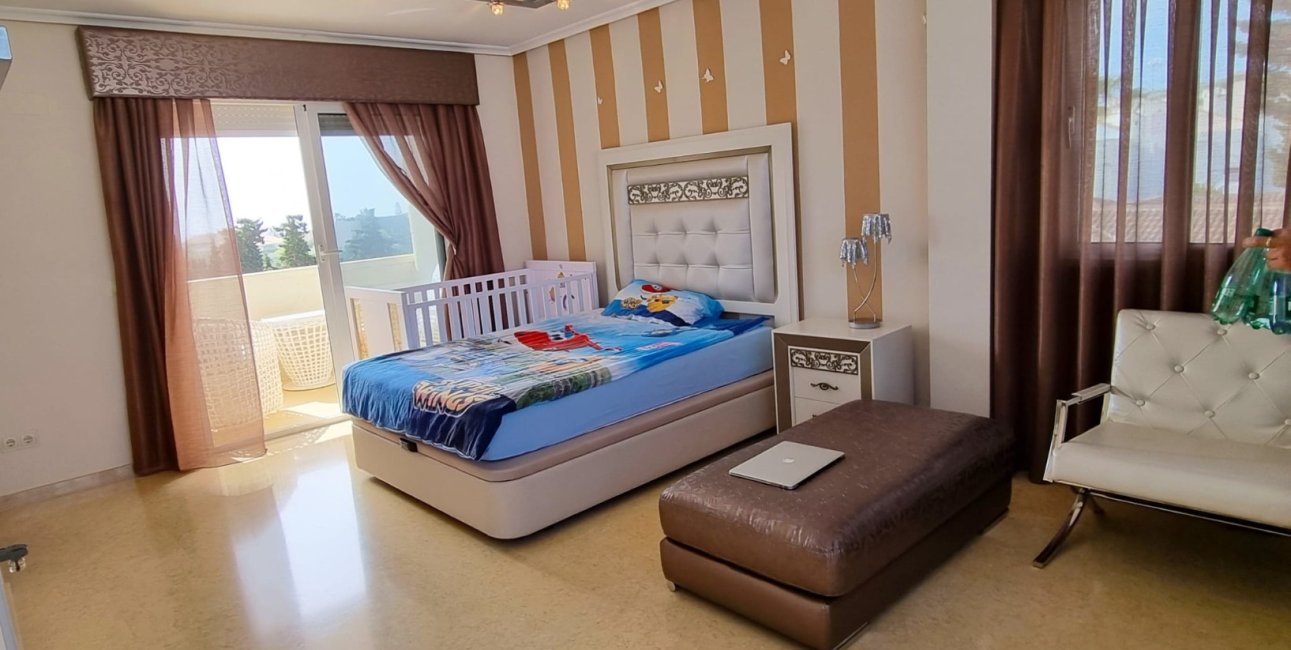 Reventa - Villa -
Torrevieja - La Mata - Town