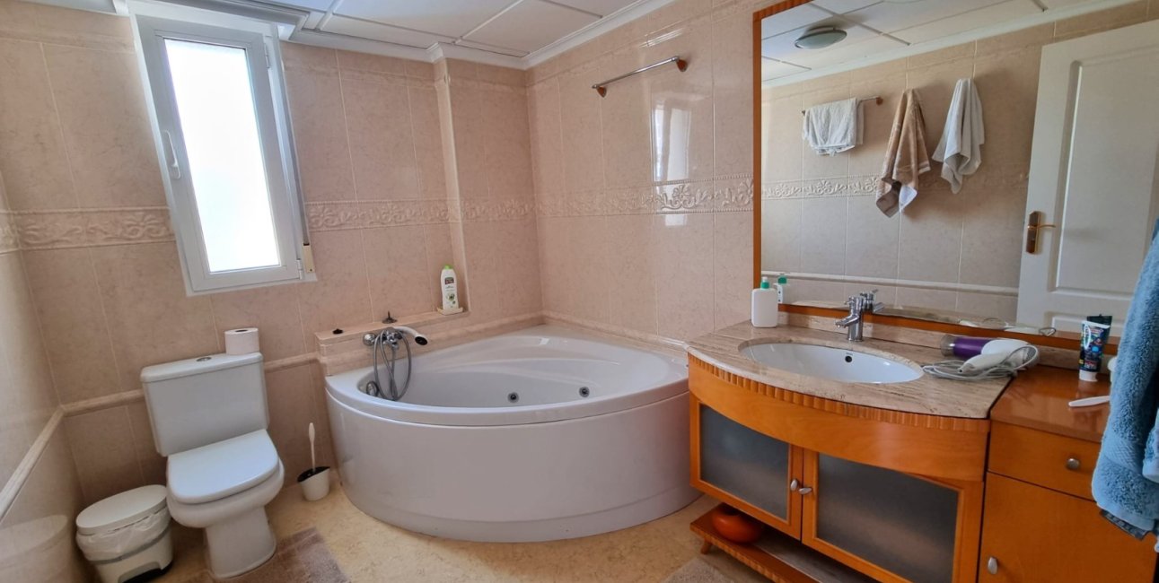 Reventa - Villa -
Torrevieja - La Mata - Town