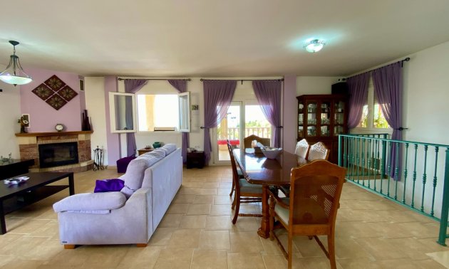 Resale - Villa -
Algorfa - Lomas de La Juliana