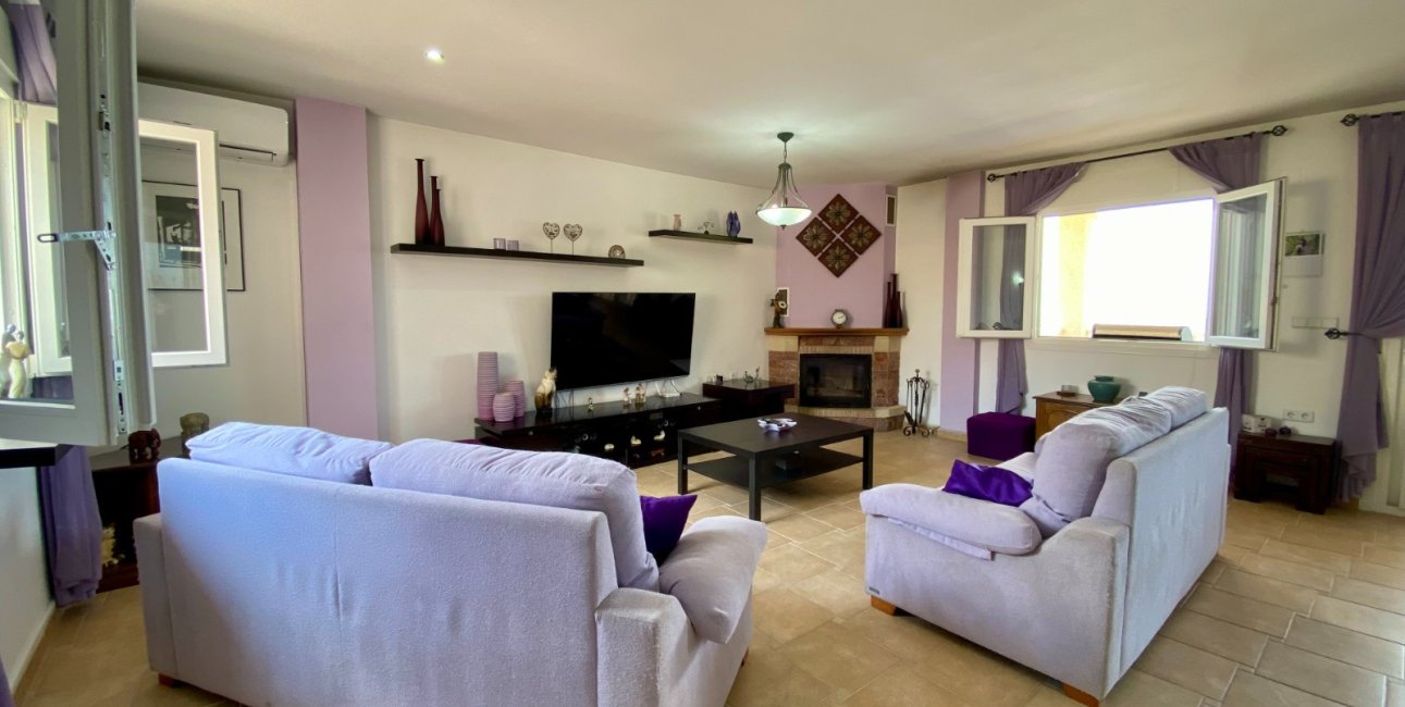 Resale - Villa -
Algorfa - Lomas de La Juliana