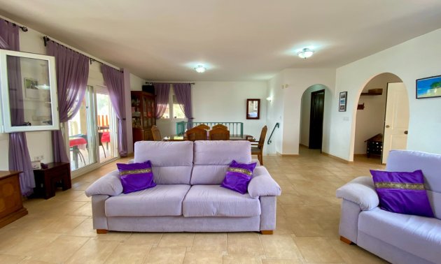 Resale - Villa -
Algorfa - Lomas de La Juliana