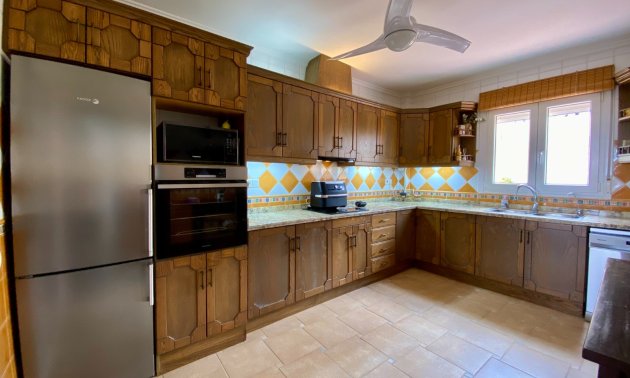 Resale - Villa -
Algorfa - Lomas de La Juliana