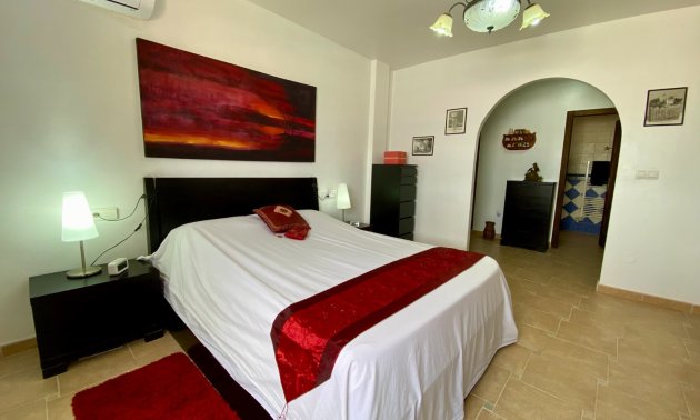 Resale - Villa -
Algorfa - Lomas de La Juliana