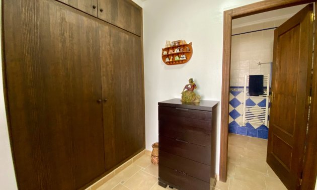 Resale - Villa -
Algorfa - Lomas de La Juliana