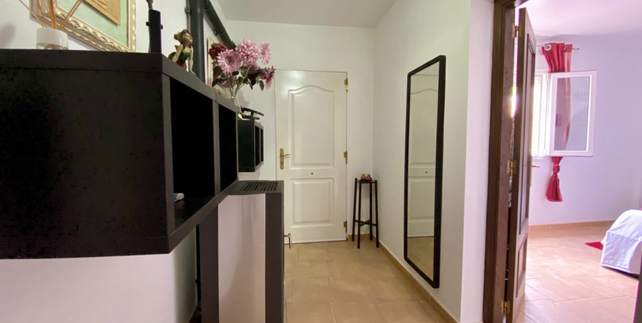 Resale - Villa -
Algorfa - Lomas de La Juliana