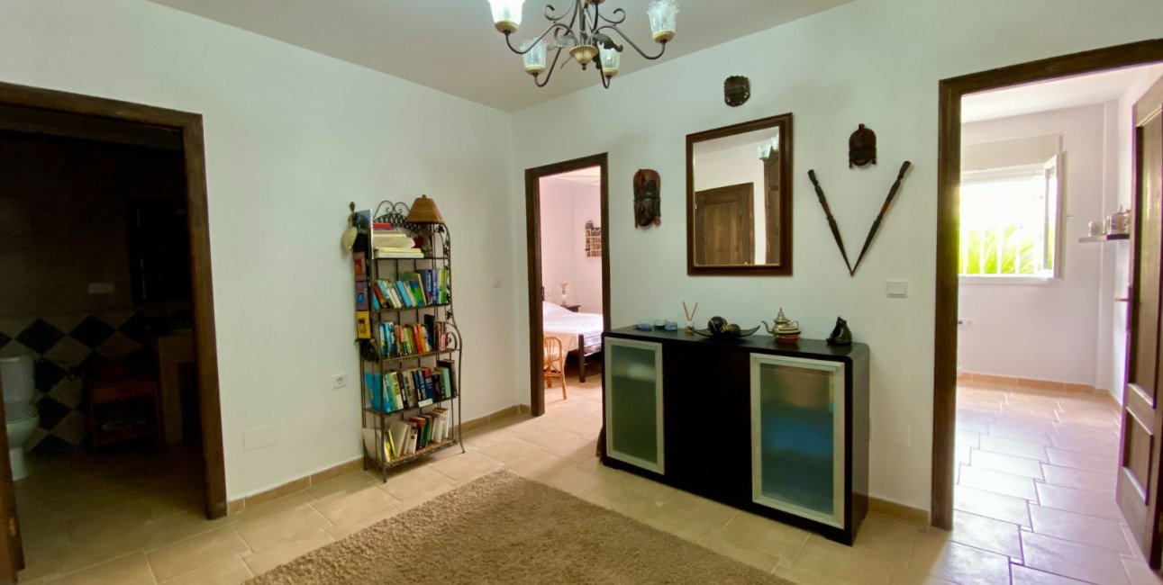 Resale - Villa -
Algorfa - Lomas de La Juliana