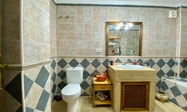 Resale - Villa -
Algorfa - Lomas de La Juliana