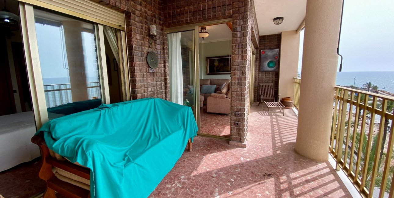 Resale - Apartment / flat -
Torrevieja - Playa Del Cura