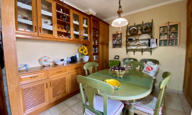 Resale - Apartment / flat -
Torrevieja - Playa Del Cura