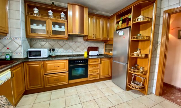 Resale - Apartment / flat -
Torrevieja - Playa Del Cura